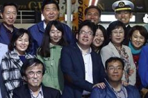 ‘장애 가진 늦깎이 막내’ 김 주임, 10년 만의 외출