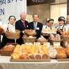 [진화하는 사회공헌] SPC그룹, 7130곳 복지관 나눔 빵빵
