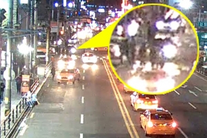 (영상) 만취 운전자, 횡단보도 돌진…1명 숨지고 4명 다쳐