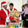 [‘이웃 사랑’ 은근하거나 화끈하거나] ‘몸짱’ 산타