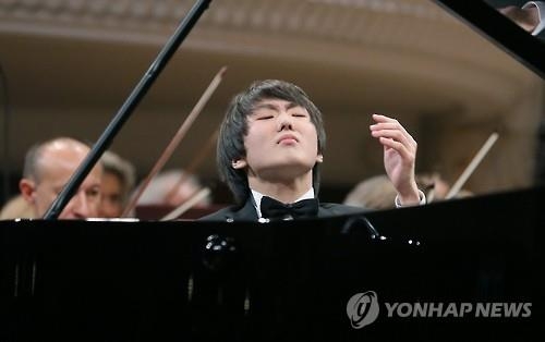 조성진 한국인 첫 쇼팽 피아노 콩쿠르 우승 연합뉴스