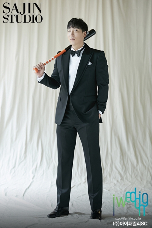 김현수 결혼. 아이웨딩 제공