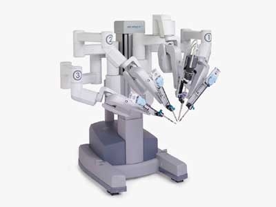 수술 로봇(출처 Intuitive Surgical)