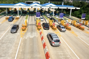 서울시, 멕쿼리 밀어내고  2033년까지 통행료 2500원으로 동결