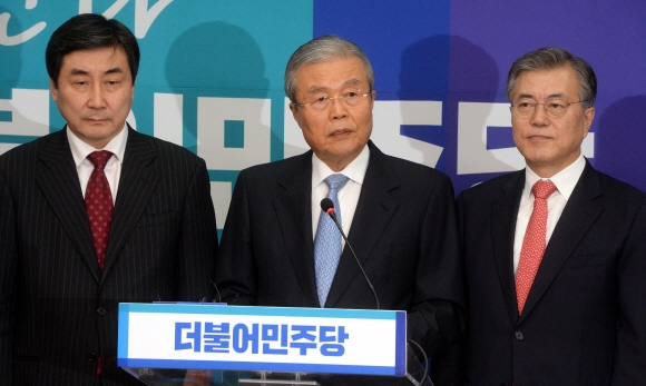 더불어민주당 선거대책위원장직을 수락한 김종인 전 의원이 15일 국회에서 기자회견을 하고 있다.  2016.1.15  이종원 선임기자 jongwon@seoul.co.kr