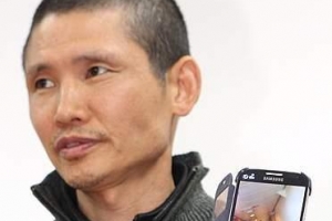 세월호 ‘파란 바지 의인’ 김동수씨 다시 일터로