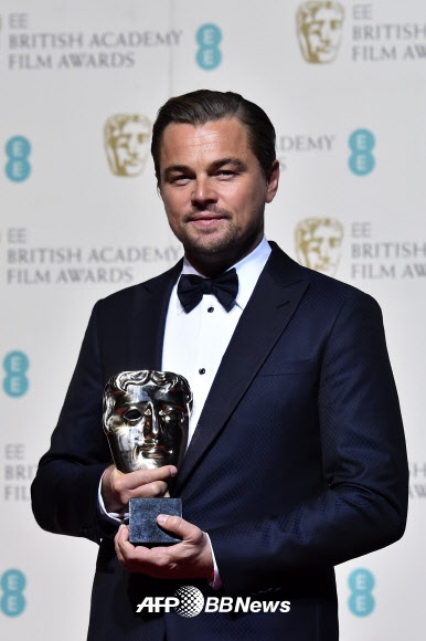 ‘오스카 5수생’ 디캐프리오, 영국 아카데미 BAFTA서도 수상. ⓒ AFPBBNews=News1