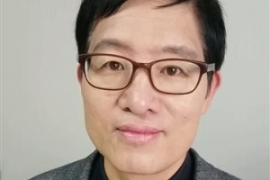 [열린세상] 화장실 훔쳐 보기와 죄형법정주의/민만기 성균관대 법학전문대학원 교수