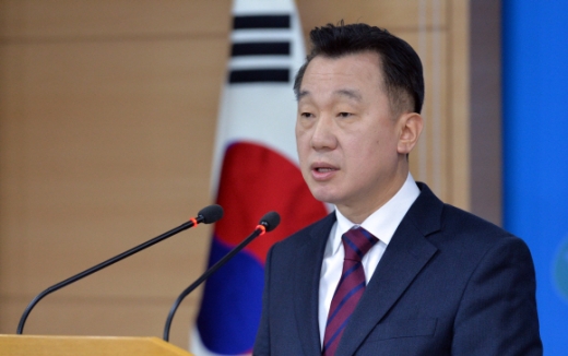 [서울포토]정준희 통일부 대변인, 정례 브리핑