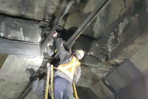 메트로 “3호선 단전 원인은 처진 빗물관, 고정 방식 교체”