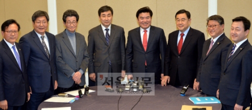 [서울포토]여야 원내 지도부 회동