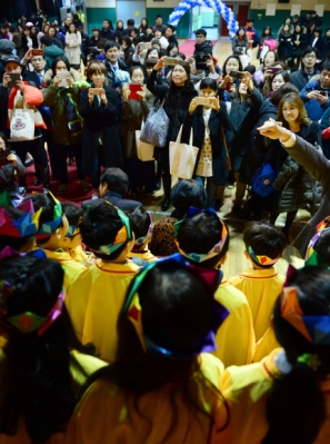 [서울포토] ‘우리도 학교 가요’