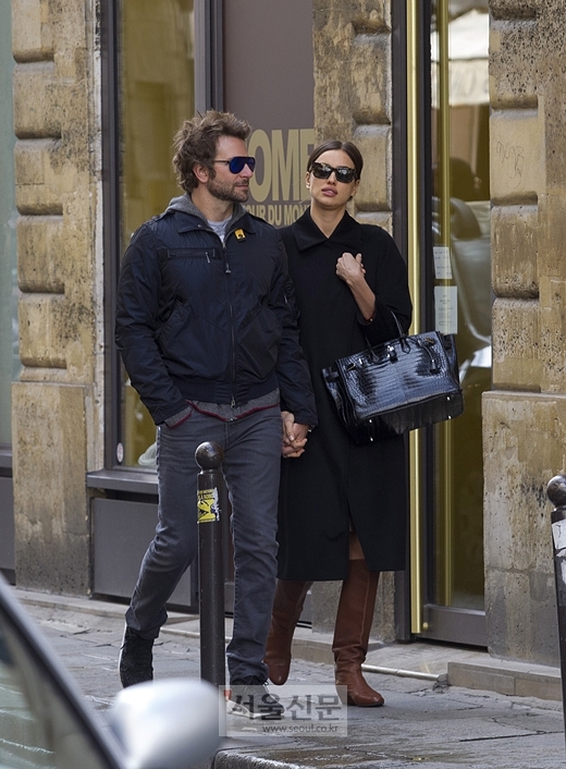 [헐!리우드] 브래들리 쿠퍼♥이리나 샤크