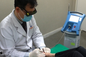 “손발톱무좀을 레이저로 치료한다고?”