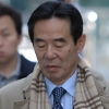 [서울포토] 홍창선 더불어민주당 공천관리위원장, 여의도 당사 출근
