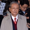 [서울포토] 새누리당 입당한 강봉균 전 재정경제부 장관