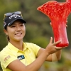 [포토] LPGA KIA 클래식, 우승컵 들어올린 리디아 고