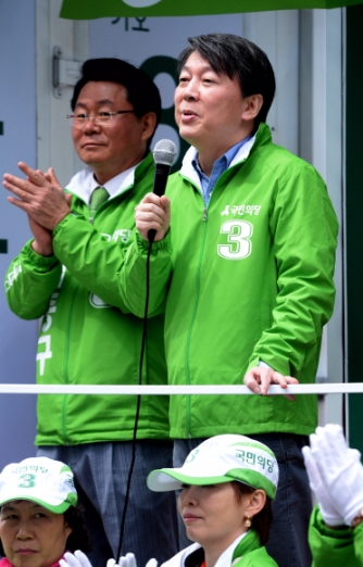 [서울포토] 안철수 대표, 강종구 후보 지지 유세
