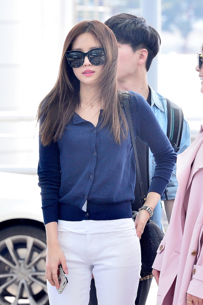 손나은