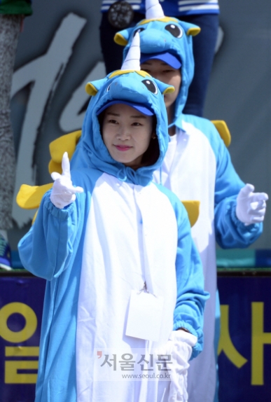 [서울포토] 선거운동도 신나게~