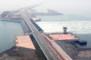 벽해가 상전된 새만금…완공된 지 10년 만에 육지로 변하는 중