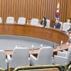 [서울포토] 새누리당 원내대책회의서 낙선의원들 ‘텅 빈 자리’