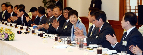 언론간담회 참석한 박근혜 대통령