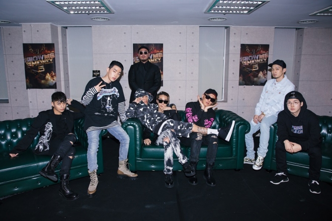 Mnet 쇼미더머니5 프로듀서 단체사진. 사진=Mnet 제공