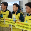 [서울포토]가습기 살균제 피해자 유족, 인천공항 출국장서 기자회견