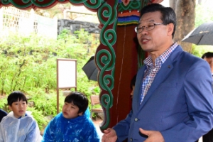 ‘새 역사’ 앞에 선 ‘Mr. 역사’