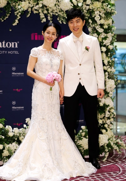 김가연-임요환 부부, 혼인신고 후 5년만에 결혼식