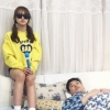 SNL 아이오아이 최유정 “침대에 인형이 앉아있네” 옆에 누운 남자는?