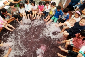 따뜻한 물장구 신나요