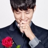 ‘꽃을 든 남자’ 박보검, 로즈데이 수줍은 여심 저격 “심쿵”