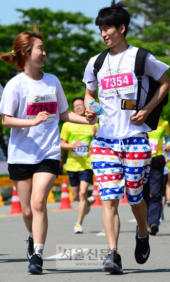 자기도 아이도…외국인도 어르신도 질주