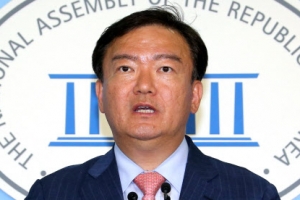 與, “탈당파 ‘일괄 복당’ ‘선별 복당’ 없다”