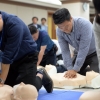 [서울포토] 심폐소생술 실습…“어느 때보다 열심히”
