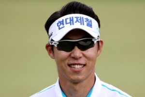 최진호 KPGA 시즌 2승… 상금 1위