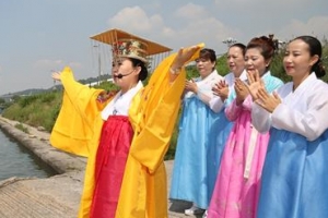 이번주 토요일 마포에서 액운 쫓아냅니다