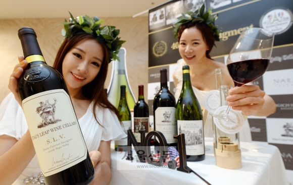 ‘파리의 심판’ 40주년 우승 와인 “할인합니다”