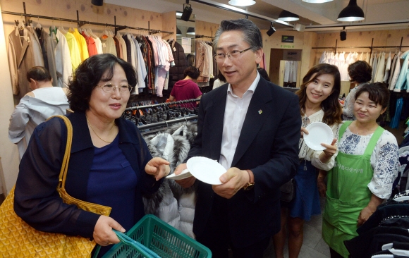 김영종 종로구청장 기부 행사 ‘아름다운 하루’ 참여