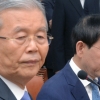 [서울포토] 어색한 표정의 김종인-박원순