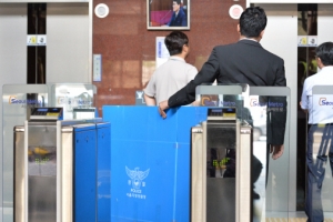 메피아 쫓는 경찰, 메트로-은성PSD 간 특혜의혹 판다