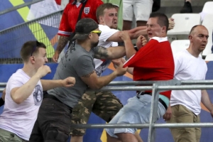 러시아 훌리건 또 난동…36명 체포