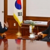 서울시의회 양준욱의원, 정세균의장 방문...정책보좌관제 도입 지원 요청