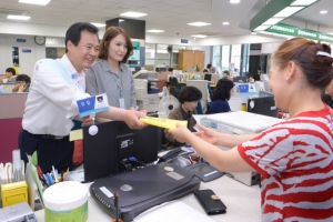 [현장 행정] 민원 최전방 지키는 지휘관…전략은 ‘발품’ 무기는 ‘소통’