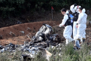 ‘무안 경비행기 추락사고’ 이학영 의원 아들 사망에 SNS 애도 물결