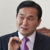 檢, 엄용수 자유한국당 의원 보좌관 체포…“정치자금법 위반 혐의”