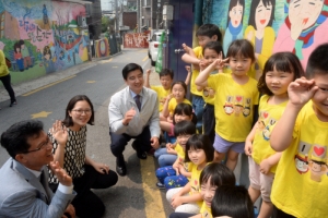 [서울 핫 플레이스] 하나 둘, 주민 필요따라 바꾸자 하나 둘, 동네가 예술이 되었다