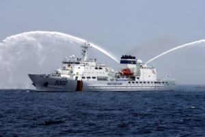 ‘제주 바다 지킴이’ 5000t급 해경 최대 경비함정 이청호함 취역